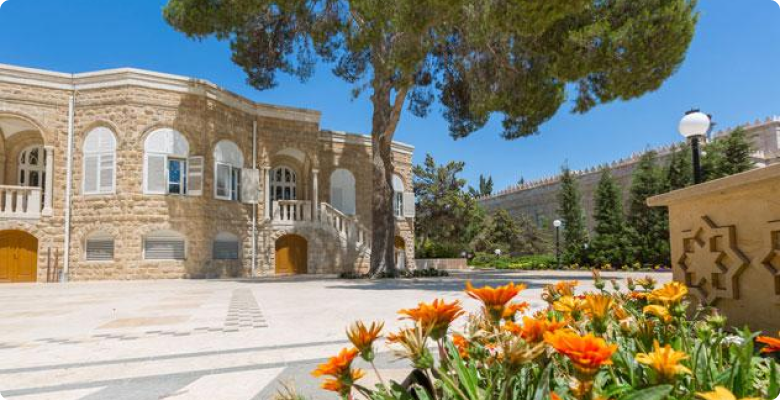 Al Husseiniya Palace