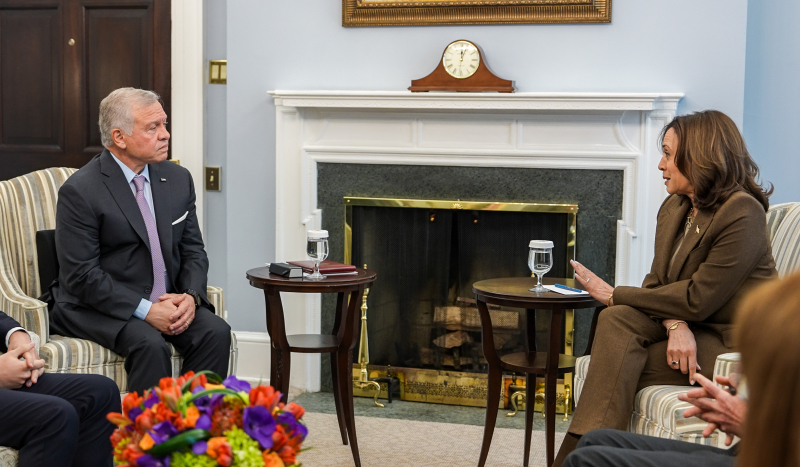 King discusses Gaza developments with US VP, urges continued support for UNRWA