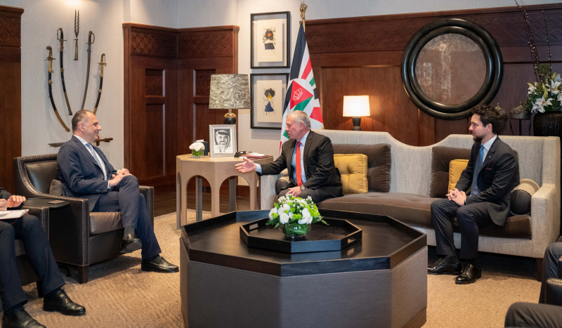 King receives Greek FM, stresses need to end aggression on Gaza