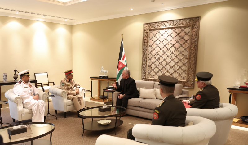 King calls for stepping up efforts with international community to stop war on Gaza
