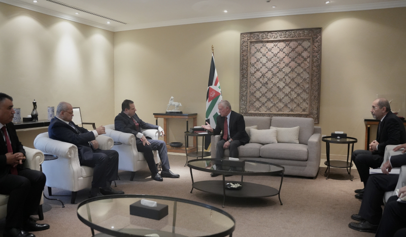 King receives Hadash-Ta'al Knesset list delegation