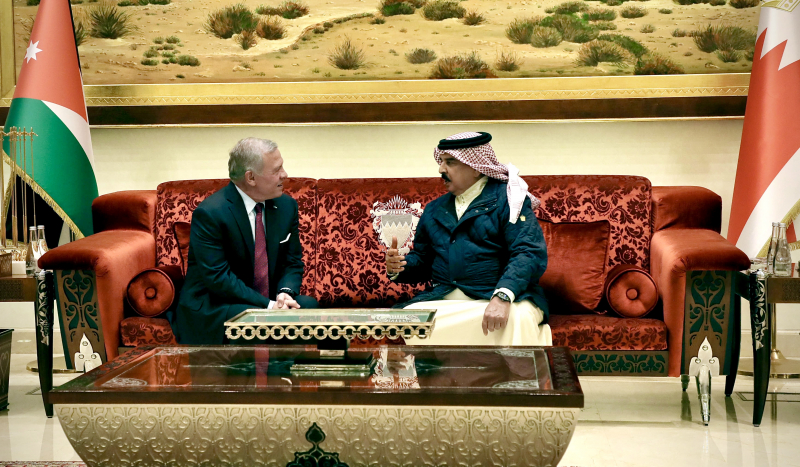 King meets Bahrain monarch