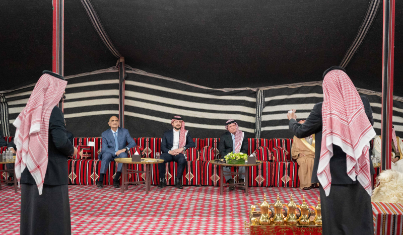 King visits Northern Badia, meets its leading figures