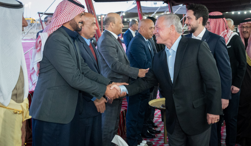 King visits Central Badia, accompanied by Queen, Crown Prince